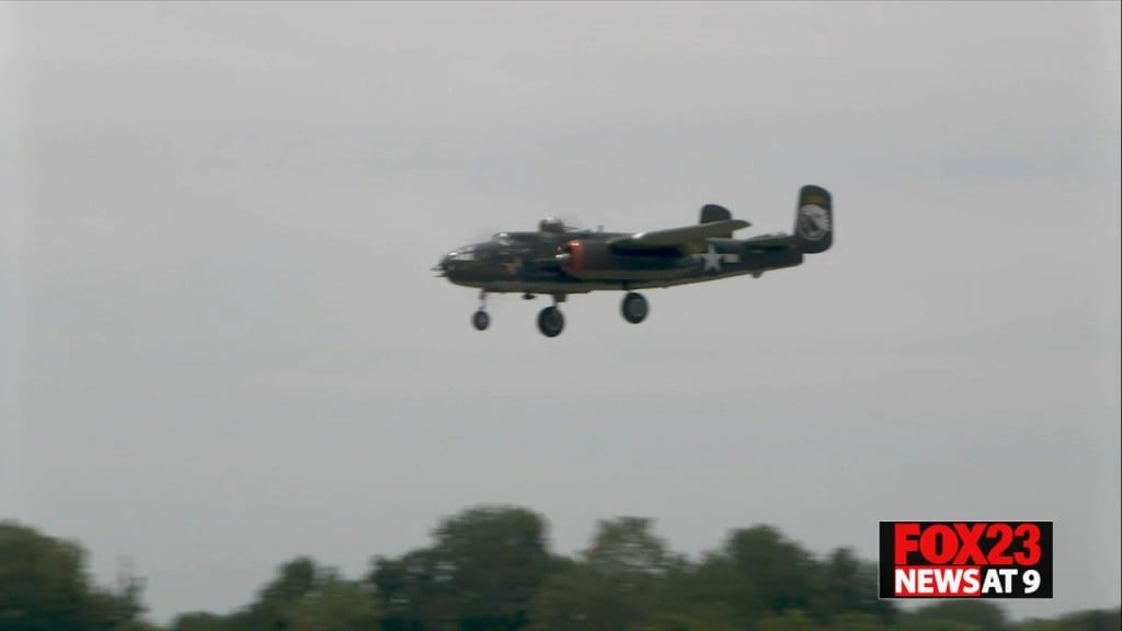 Wwii Veterans Tour B 25 In Paducah