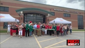 Mineral Area College Holds Ribbon Cutting For New Cape Girardeau Satellite Campus