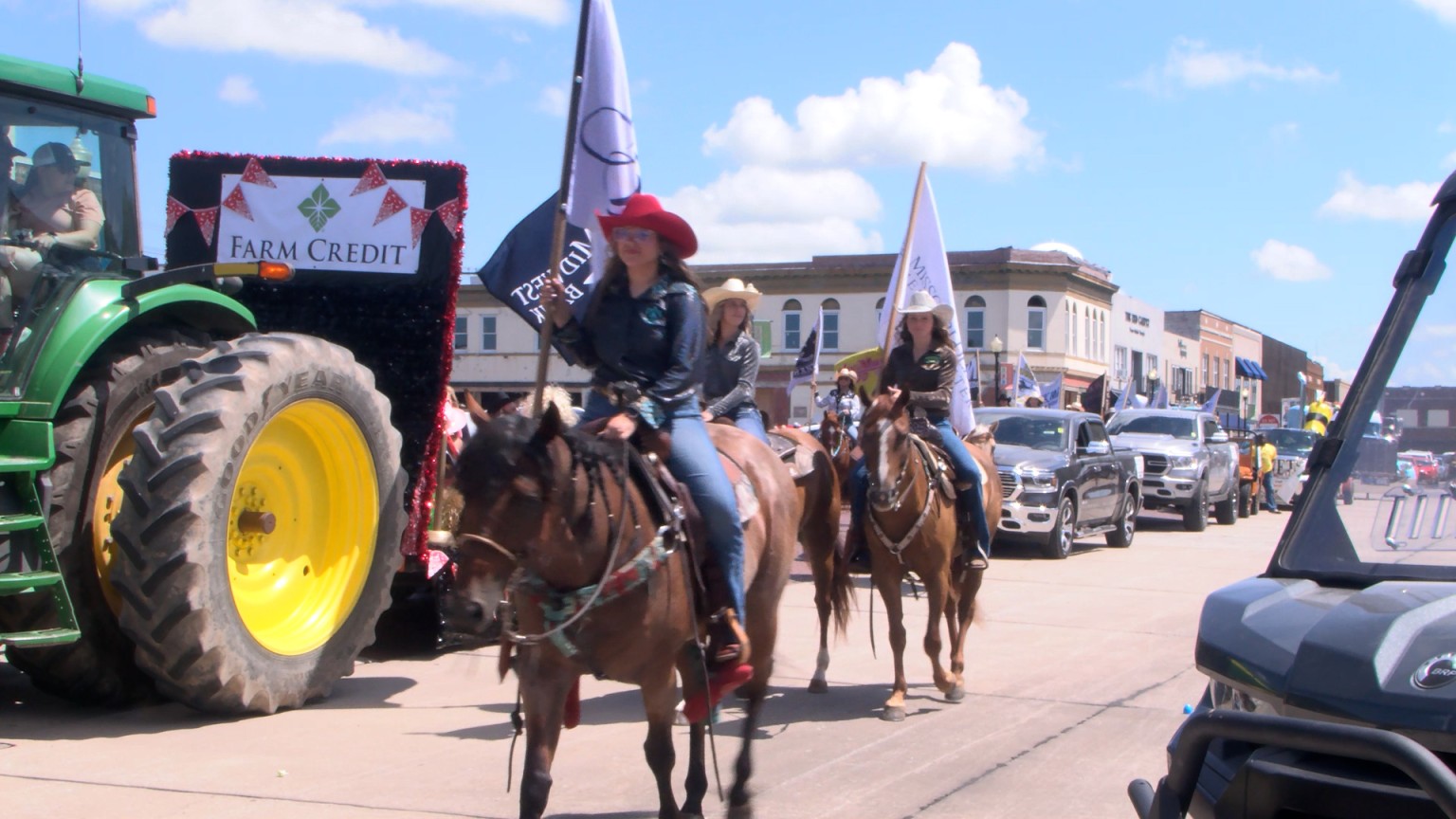 Sikeston Jaycee Bootheel Rodeo Parade kicks off 70th anniversary