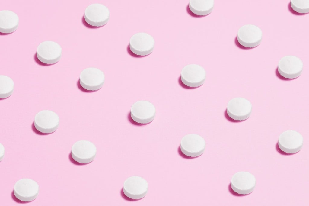 Pills Pink Background (Source: Pexels/Anna Shvets)
