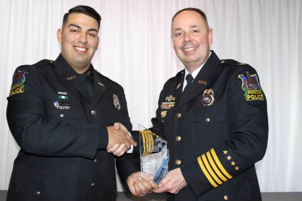 Chief Brian Laird presenting Officer Loredo (Source: Paducah Police Department)