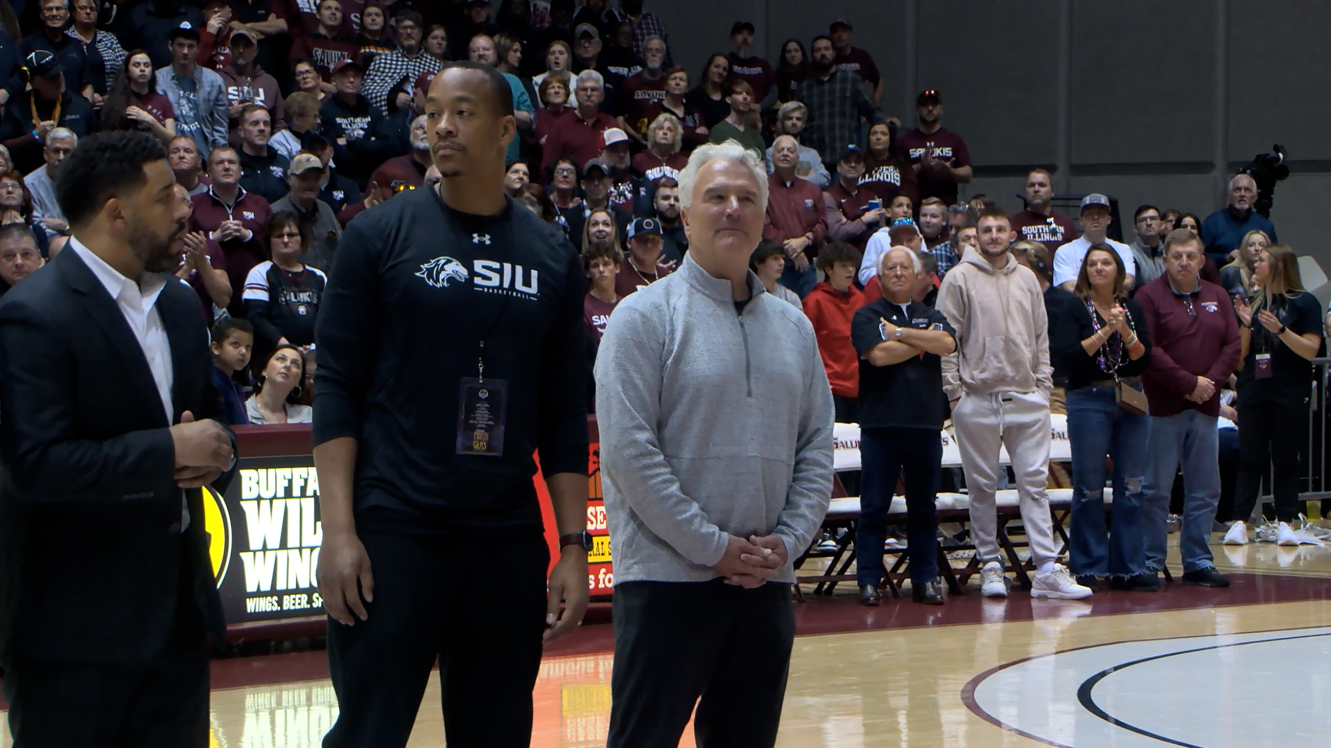 SIU men's basketball welcomes back 2002 Sweet 16 team, falls two points  short of Bradley in thriller - KBSI Fox 23 Cape Girardeau News | Paducah  News