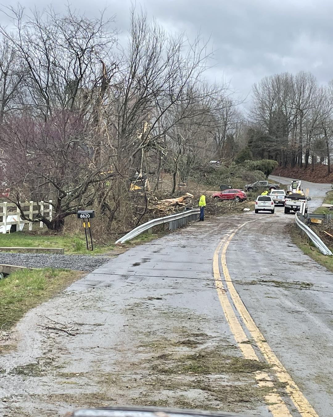 No injuries reported, several roads remain closed in McCracken County