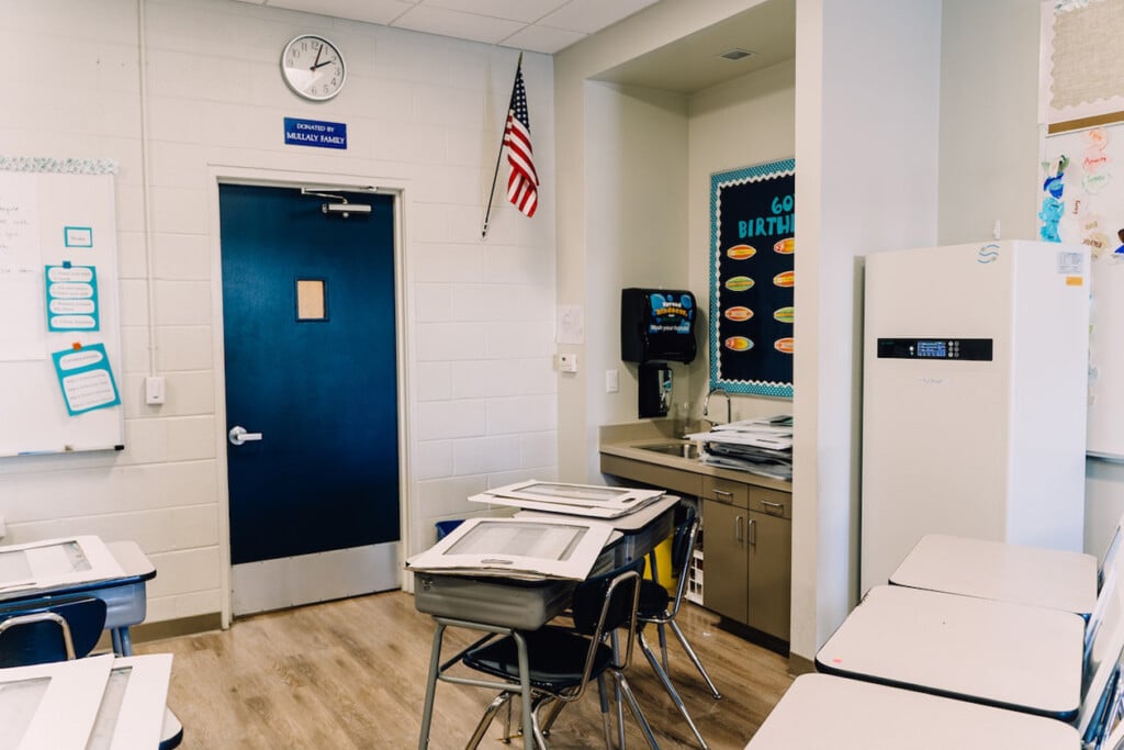 empty classroom (Source: Pexels/Deane Bayas)
