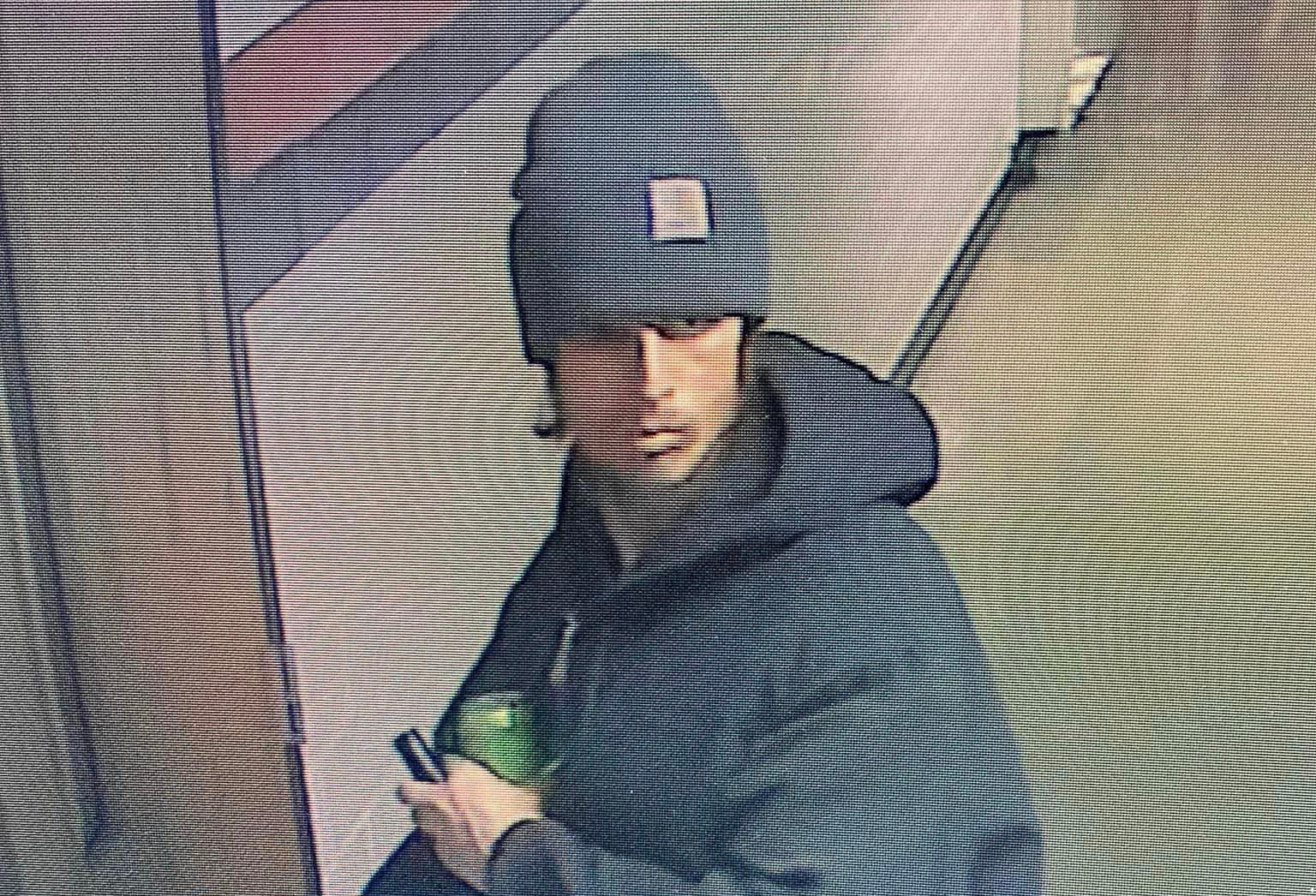 Dexter PD asks for help ID'ing person suspected of stealing from high school KBSI Fox 23 Cape