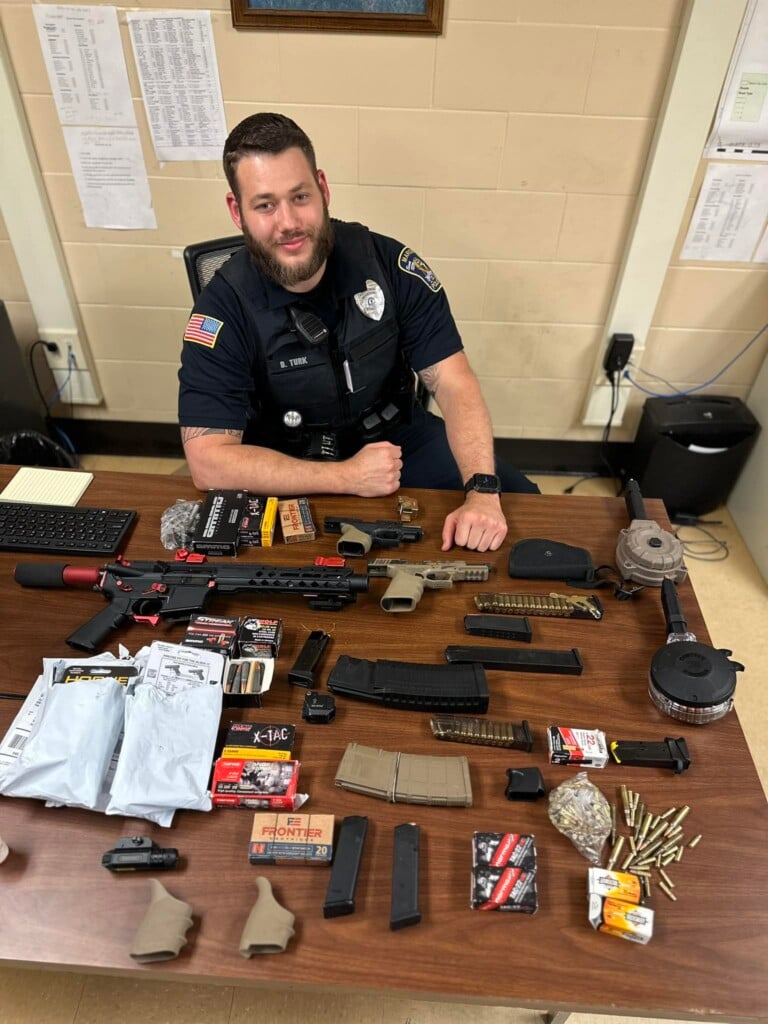 firearms and narcotics seizure (Source: City of Marion IL Police Department/Facebook)