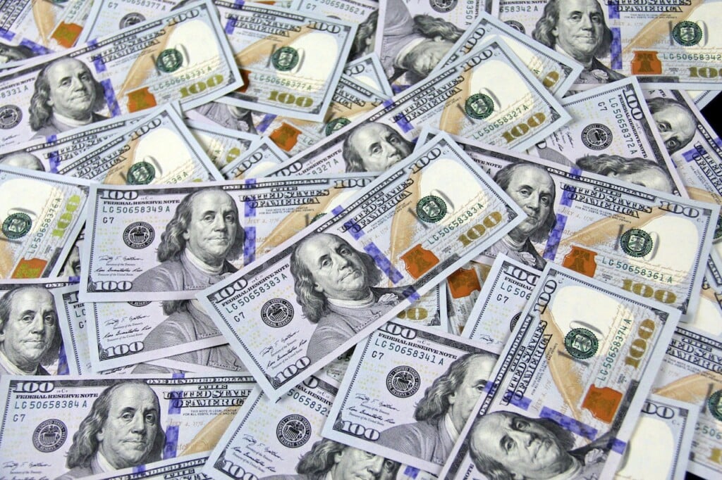 cash money (Source: Pexels)