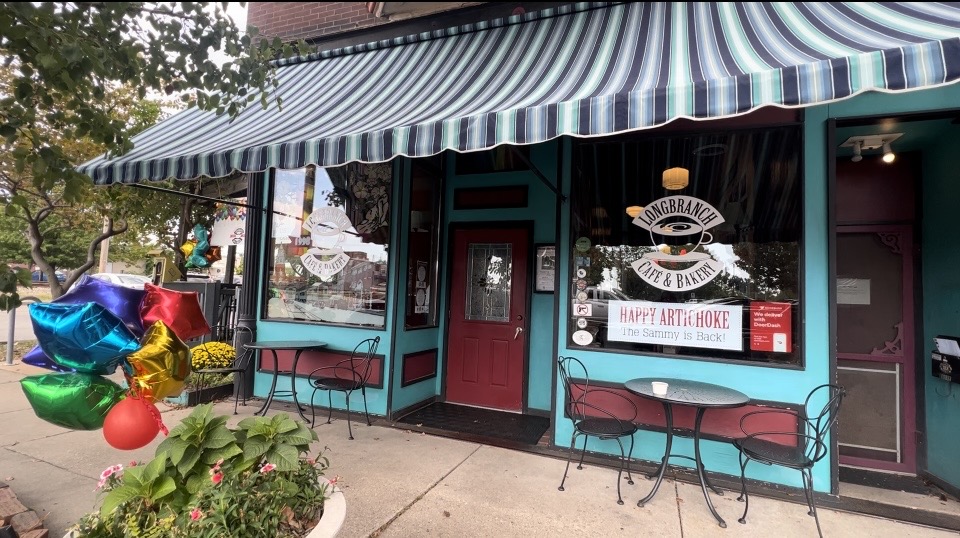 Southern Illinois cafe celebrates 25 years, gives back to community ...