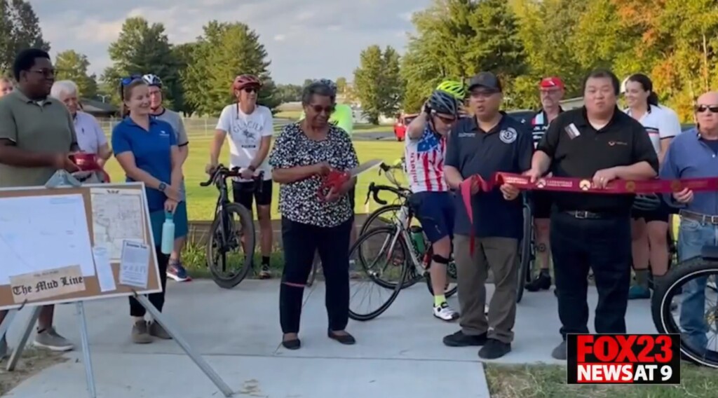 Carbondale Bike Path Ribbon Cutting