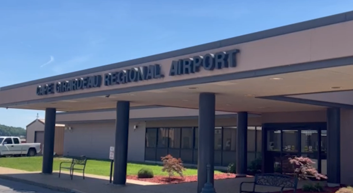 Cape Girardeau Regional Airport gets grant money for marketing - KBSI ...