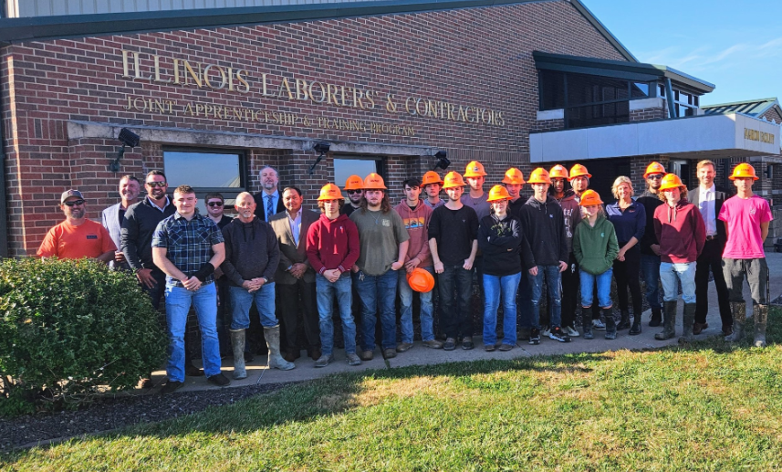 students, Laborers' leadership, and school administrators pictures in front of the Laborers’ and contractors joint training facility (Source: Vienna High School)