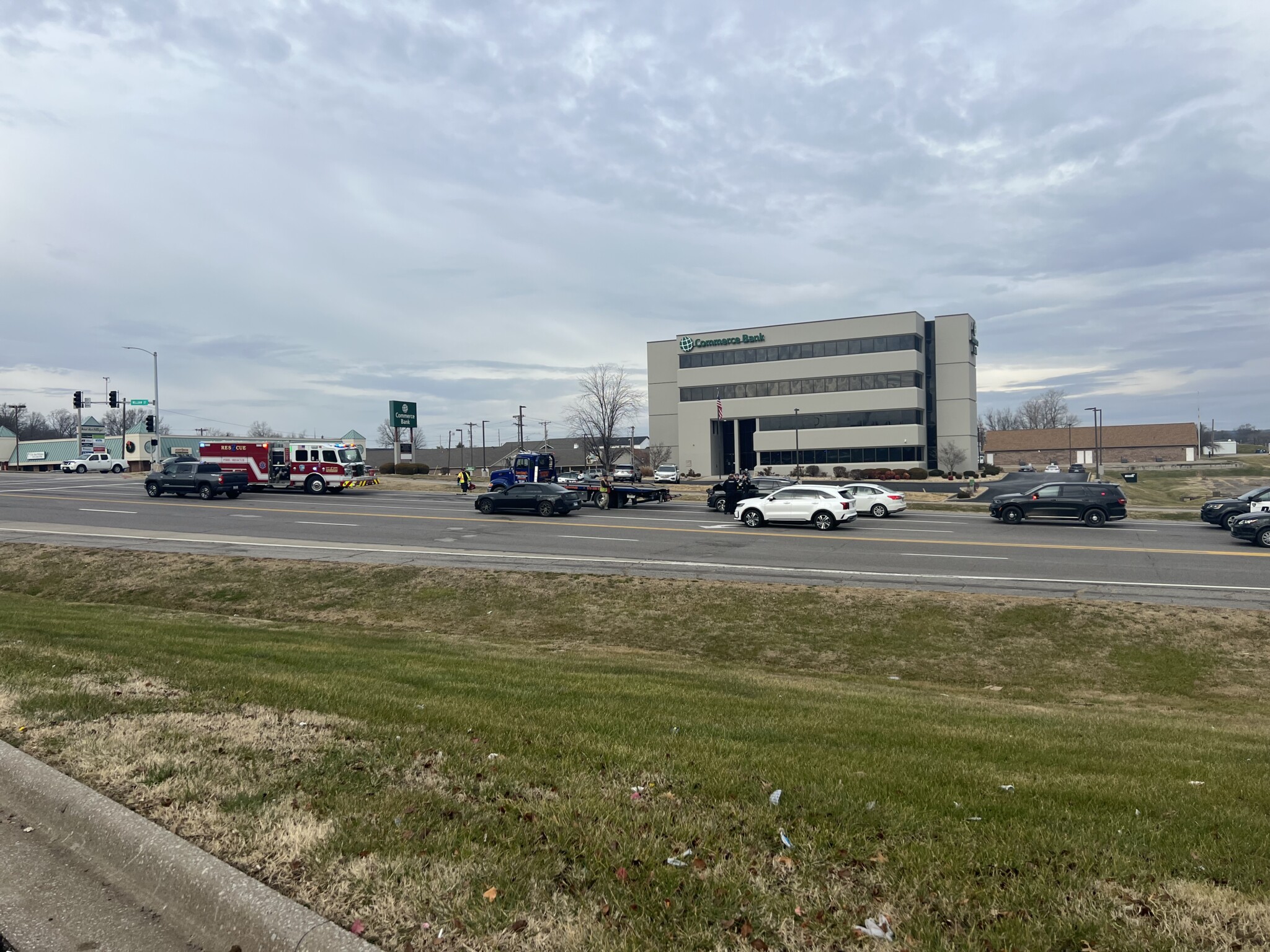 Emergency crews respond to crash in Cape Girardeau - KBSI FOX23 News