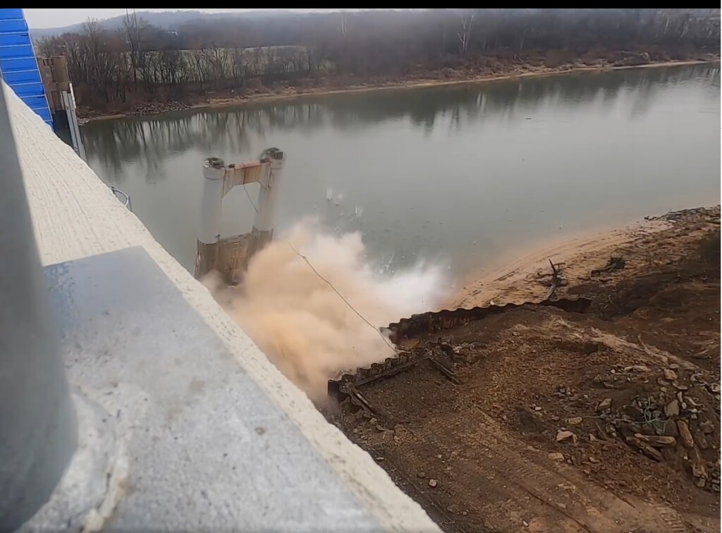 Old U.S. 60 Cumberland River Smithland Bridge demo (Source: KYTC District 1/Facebook)