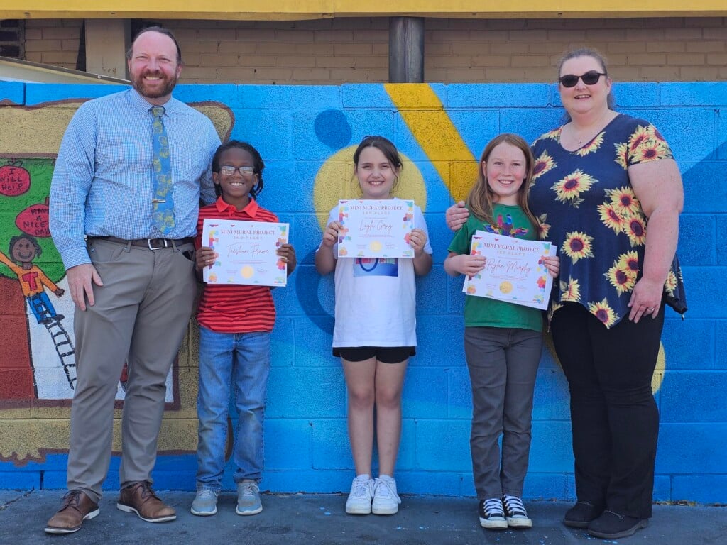 Mark Mallory. Taeshun Frame, Layla Gray, Rylan Murphy and Jamie Horton (Source: Calloway County Schools)