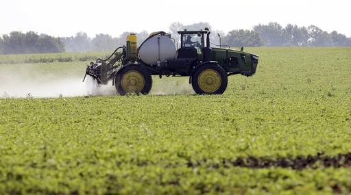 Weedkiller Manufacturer Seeks Lawmakers’ Help To Squelch Claims It Failed To Warn About Cancer