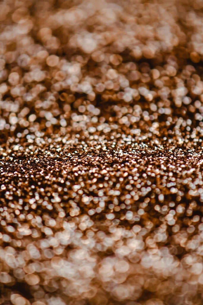 dirt (Source: Pexels/Eva Bronzini)