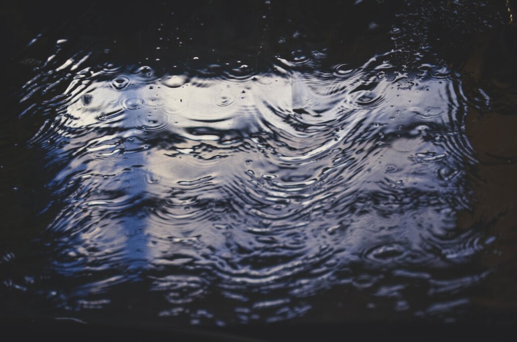 water/flooding (Source: Pexels/Chris F)