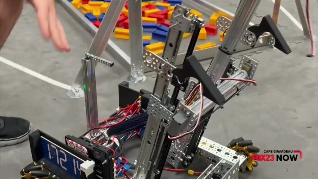 Cape Central’s Tiger Bytes Robotics Team Advances To State