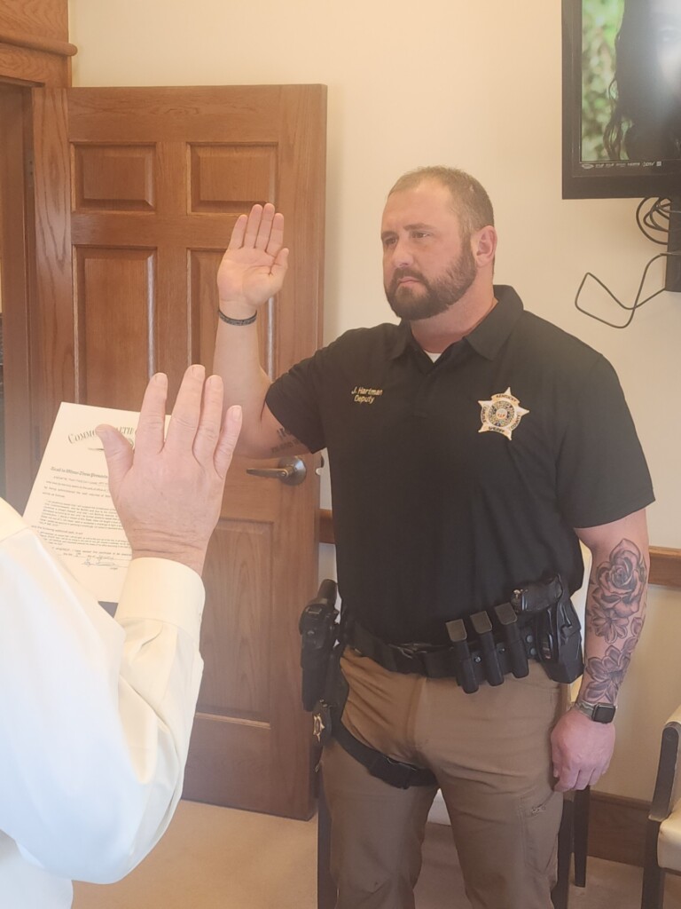 (Source: Carlisle County Sheriff's Office; Facebook)