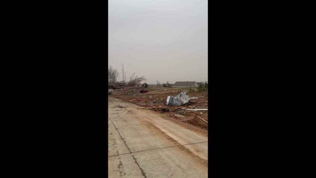 Poplar Bluff Trailer Park Destroyed