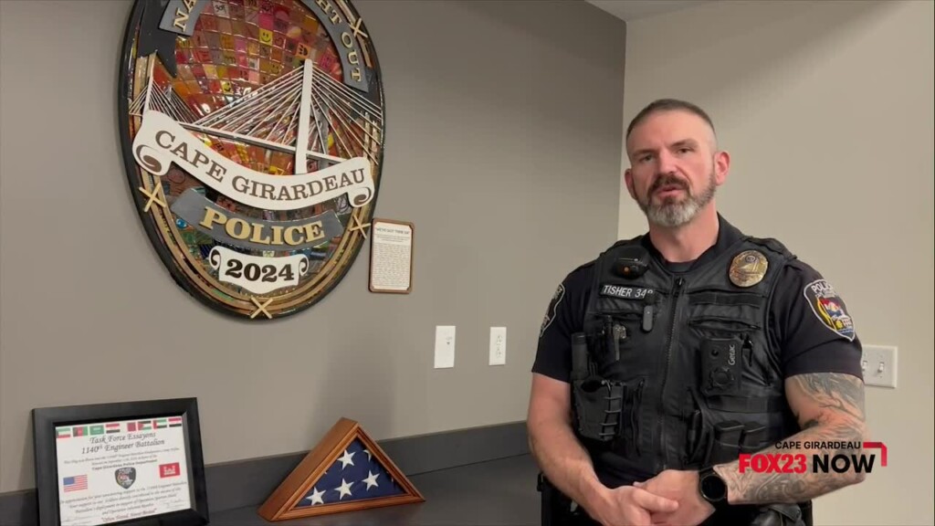 Cape Girardeau Police Department Honored With Flag From 1140th Engineer Battalion