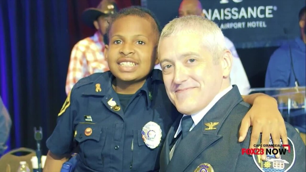 Teen With Terminal Cancer Sworn In By Over 1,100 Police Agencies