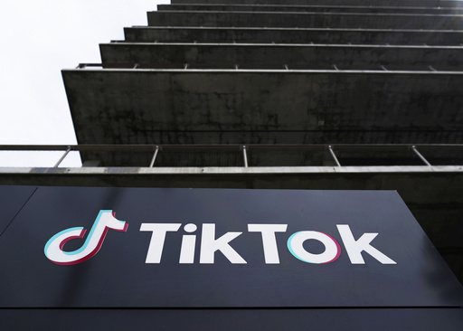 Trump Extends Tiktok Shutdown Deadline For Fourth Time After Reaching Framework Deal With China