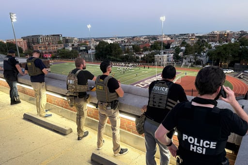 Trump Threatens To Take Over Dc Police Again Over Immigration Enforcement