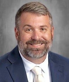 Thumbnail Wade Maddox Head Shot