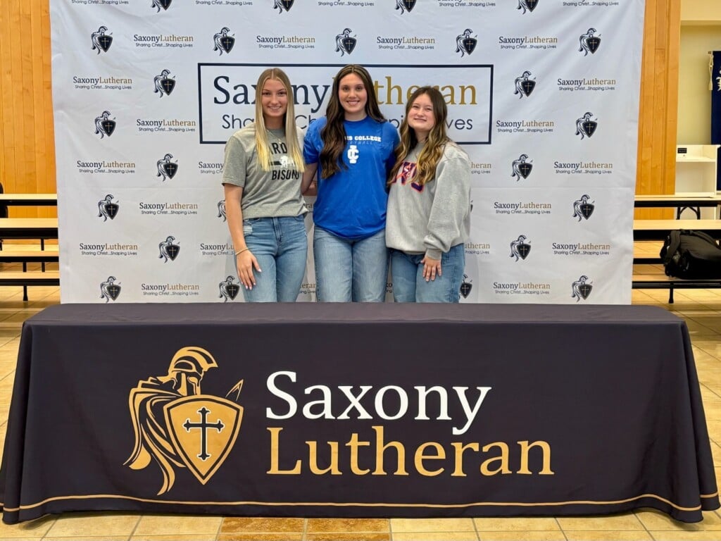 Thumbnail Casey Call Tali Renshaw Lyndsi Terrell Saxony Lutheran High School