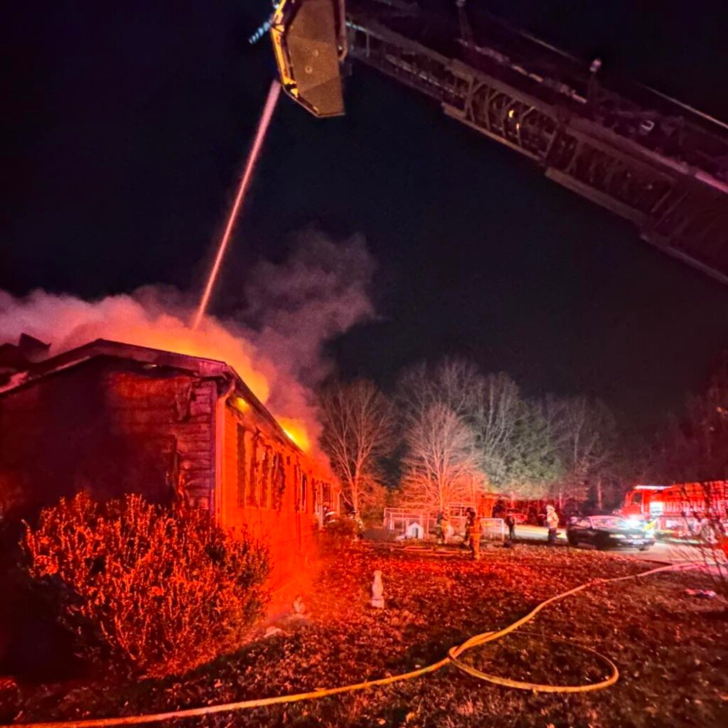 594059198 1242476944570652 2733167487019562458 N