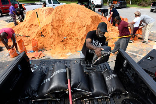 Hurricane Isaias Is Expected To Strengthen As It Barrels Toward The Us Gulf Coast