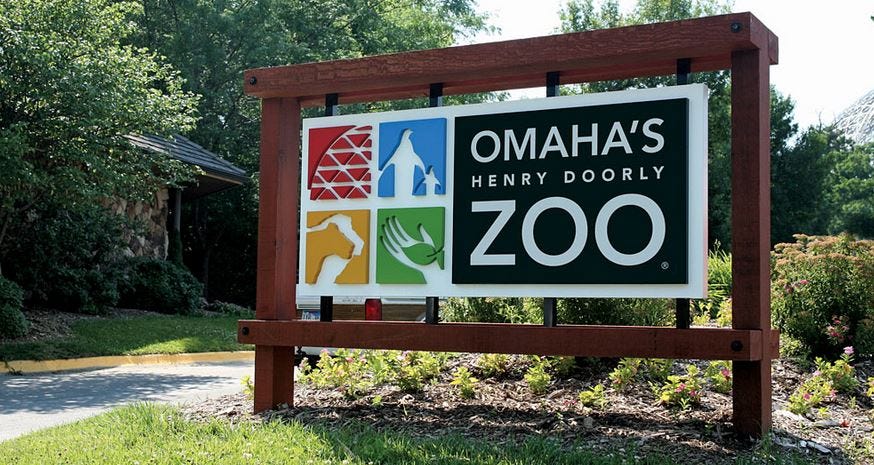 are dogs allowed at the omaha zoo