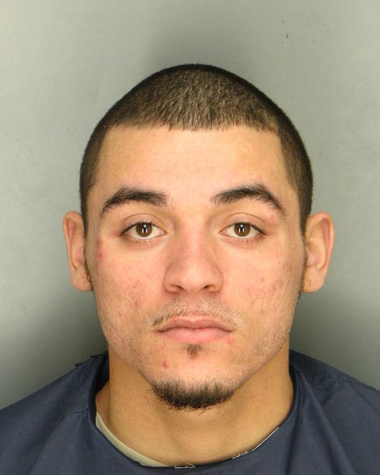 Lincoln man arrested after fight with an officer
