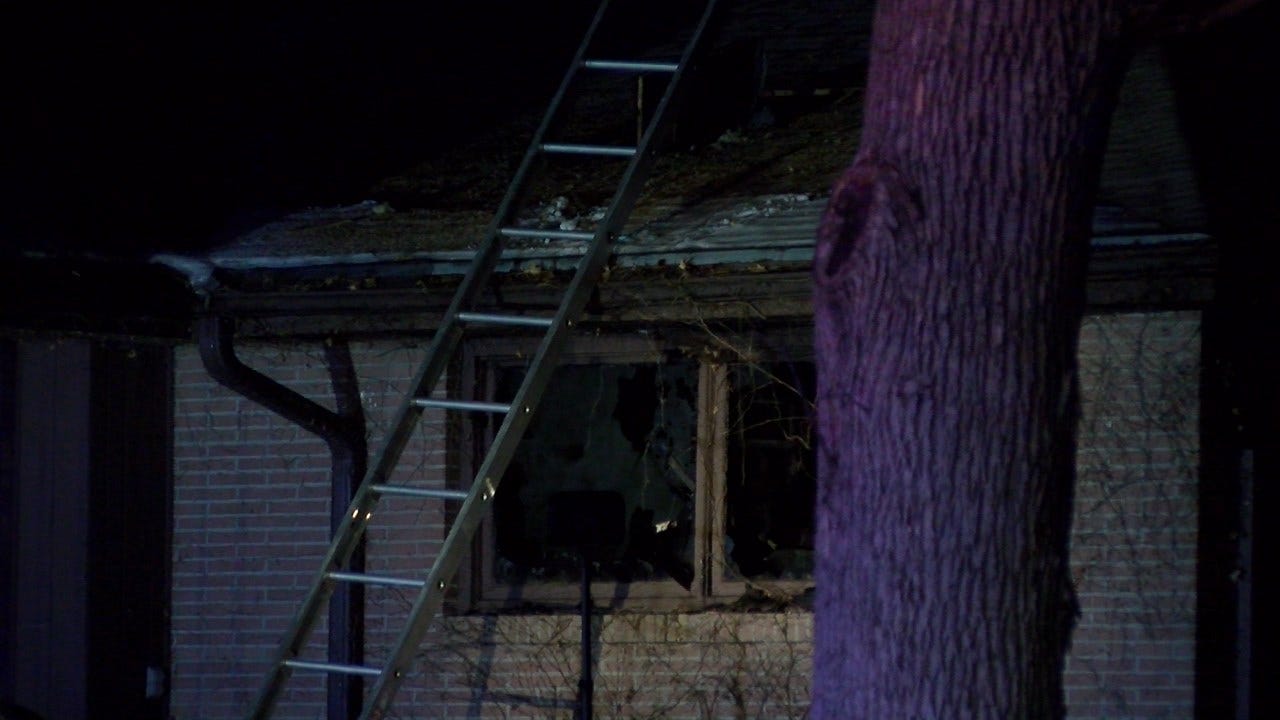 UPDATE: Police identify man killed in Lincoln house fire near 44