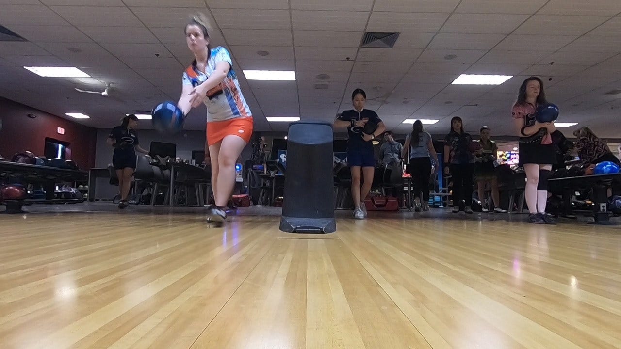 Thursday night kicks off women's pro bowling event in Lincoln