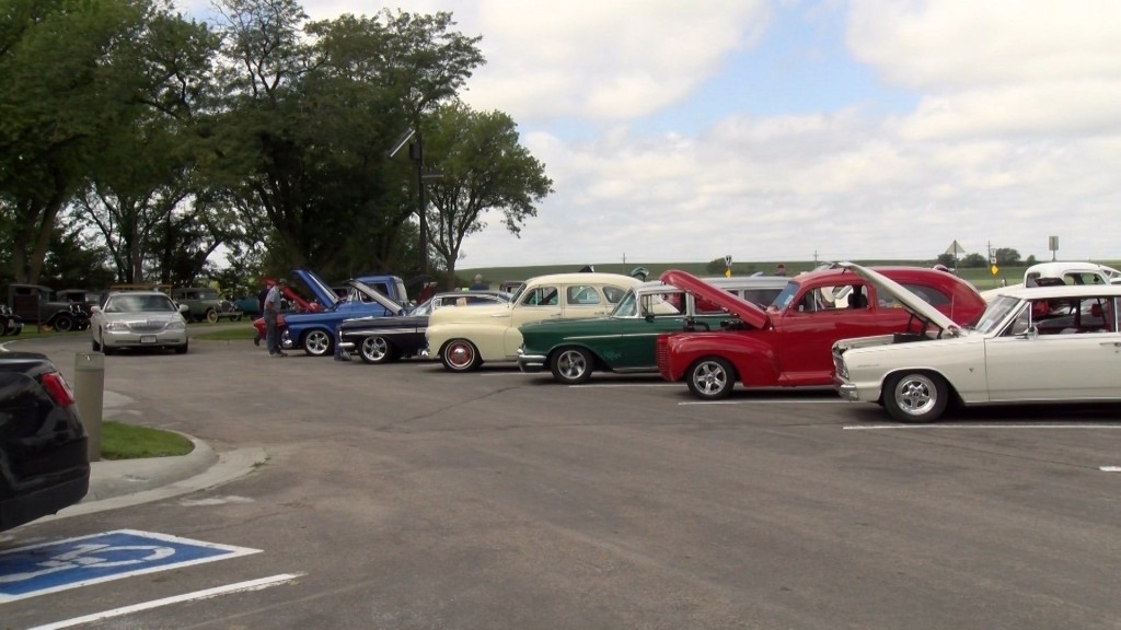 Beatrice Homestead Era Car Show draws a crowd