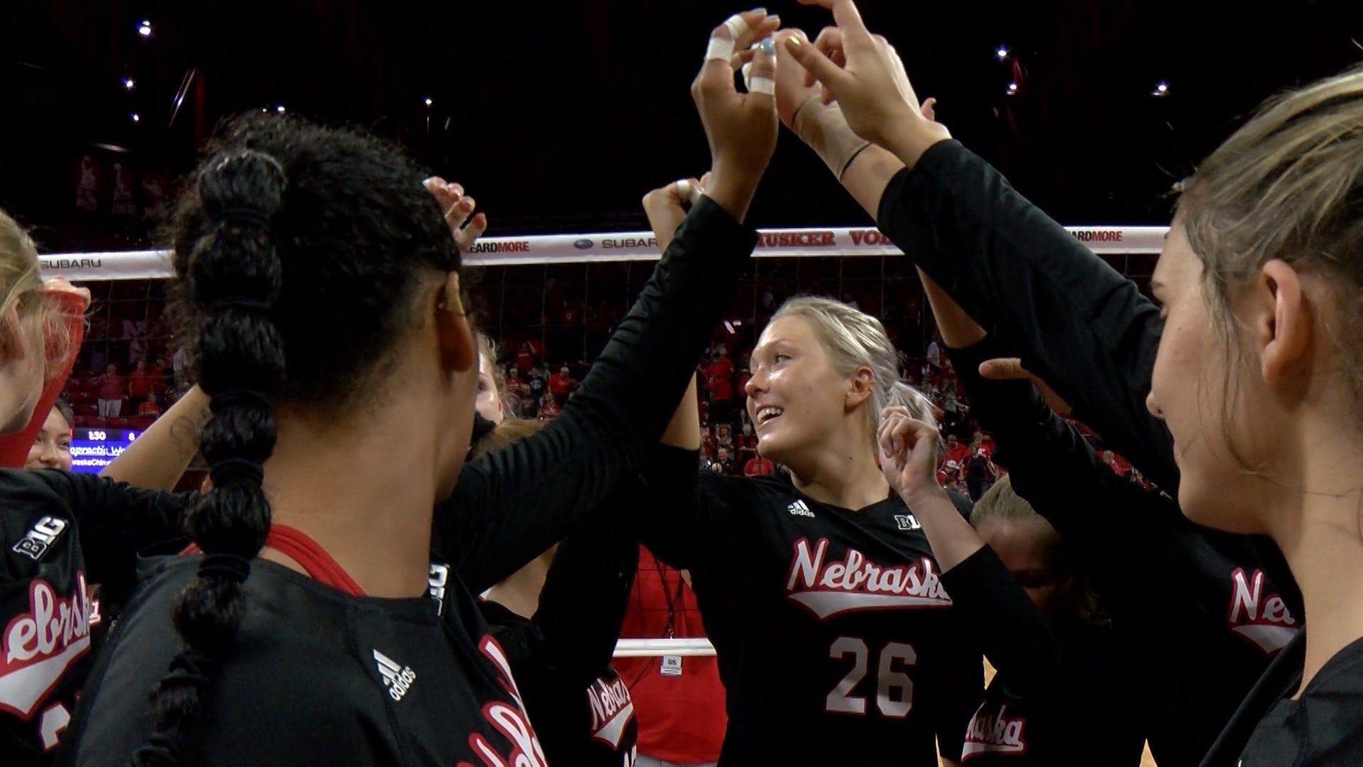 Husker volleyball jumps to No. 1 in rankings