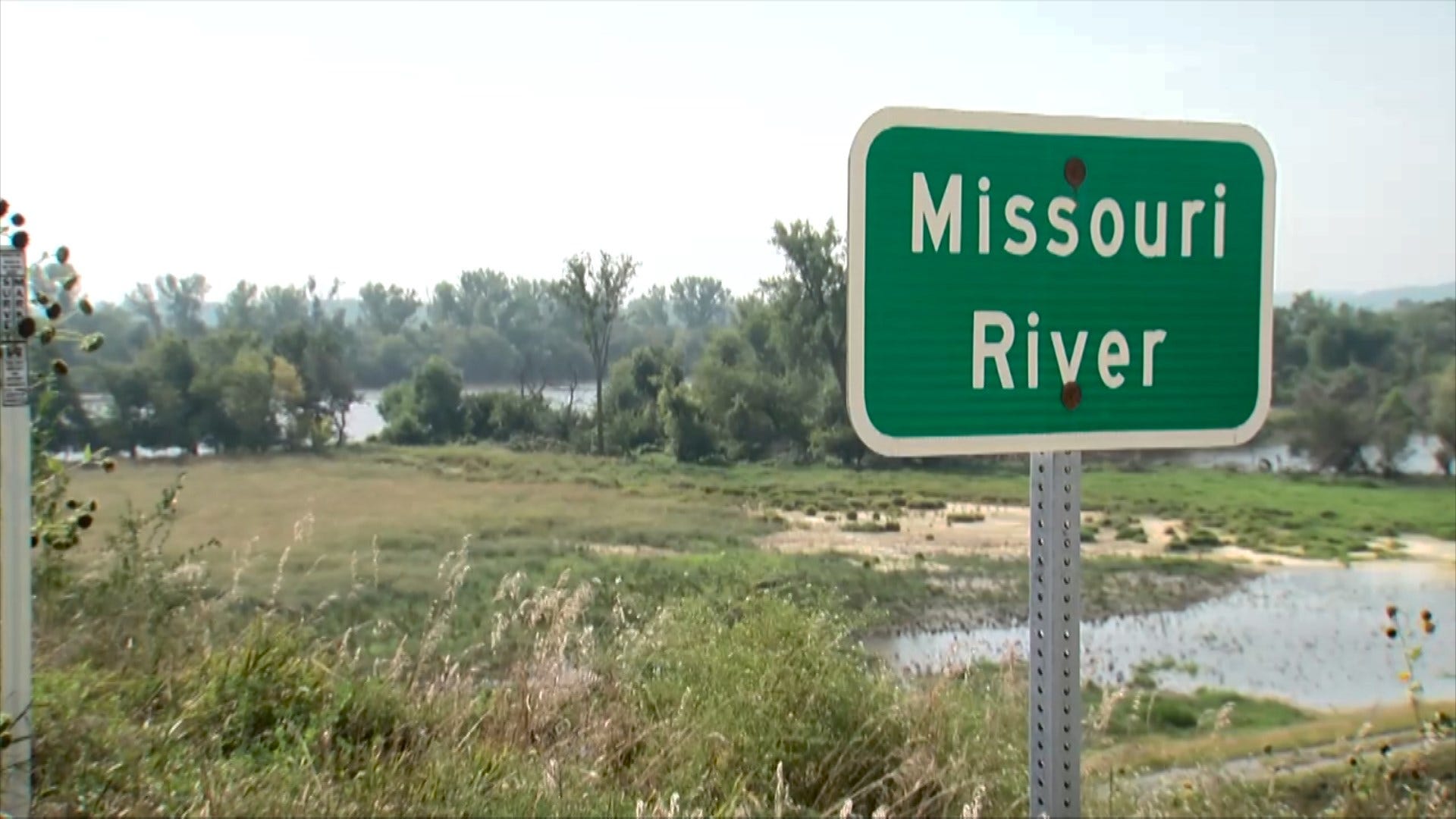 Missouri River flooding threatens Interstate 29 near Omaha