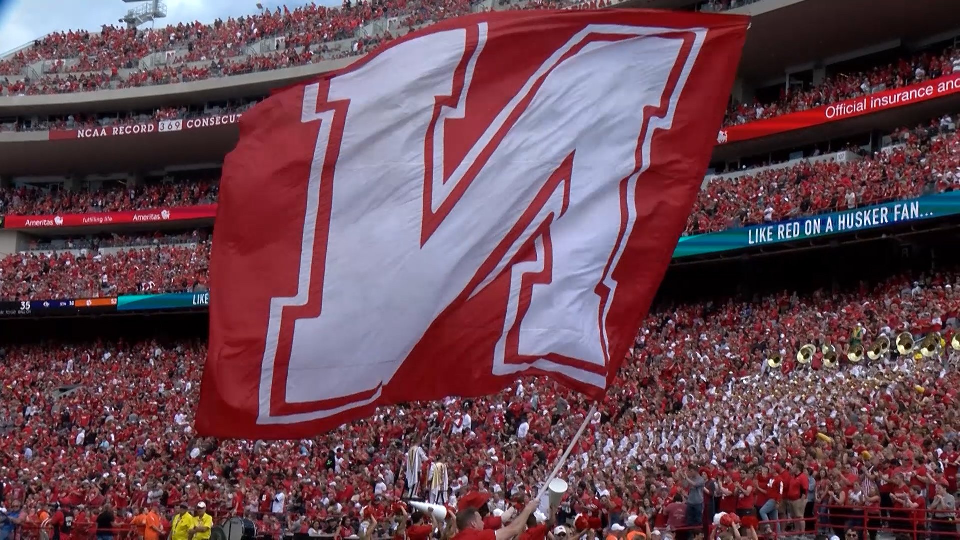 Huskers Release New Mobile App Featuring Mobile Tickets