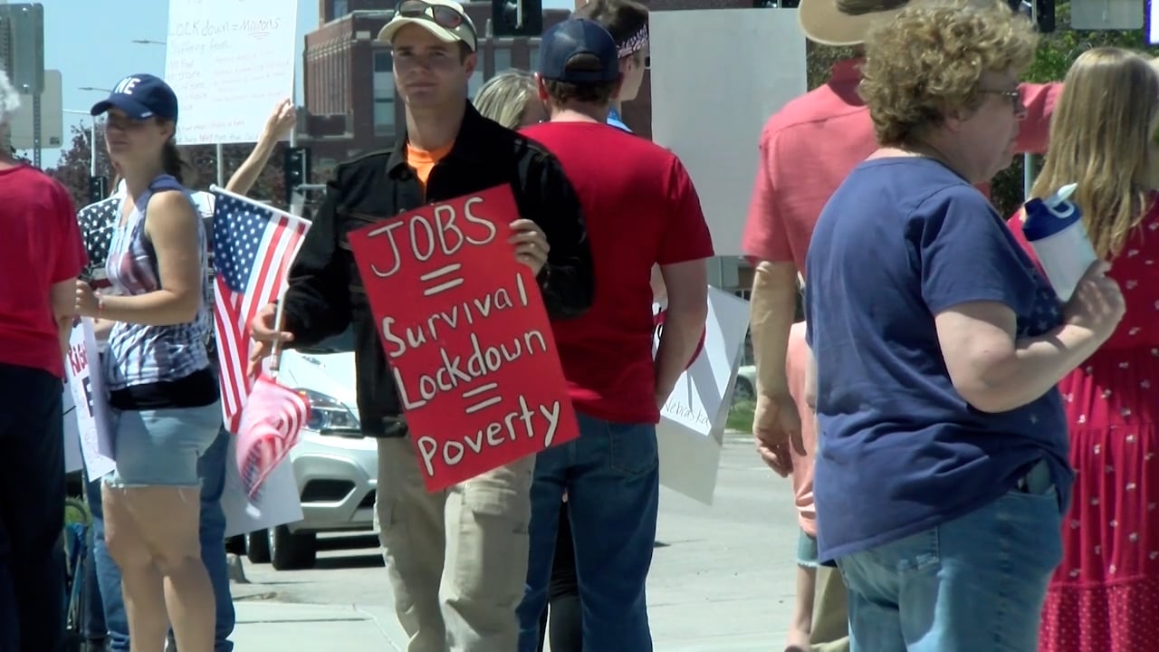 'Stripped of our freedoms': Protesters say Lincoln restrictions should ...