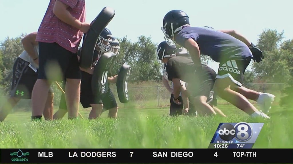 Lincoln North Star Opens Football Practice Amidst Pandemic