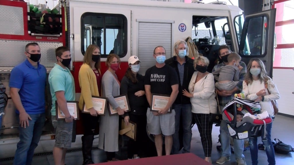 People gathered to recognize 6 people who stepped up to save a life.