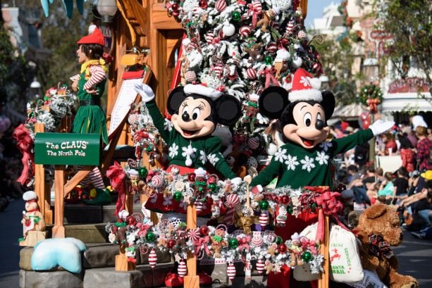 Mickey Minne Christmas Tree