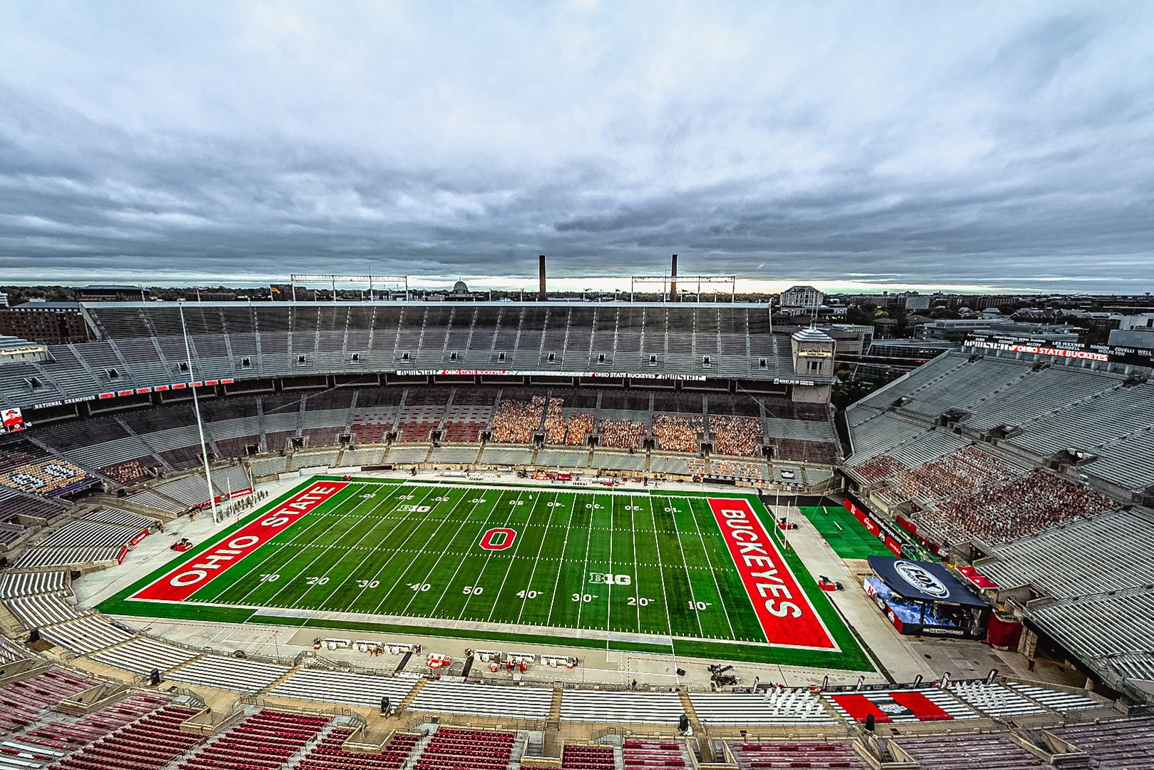 Fields, No. 5 Ohio St run away from Huskers in opener, 52-17