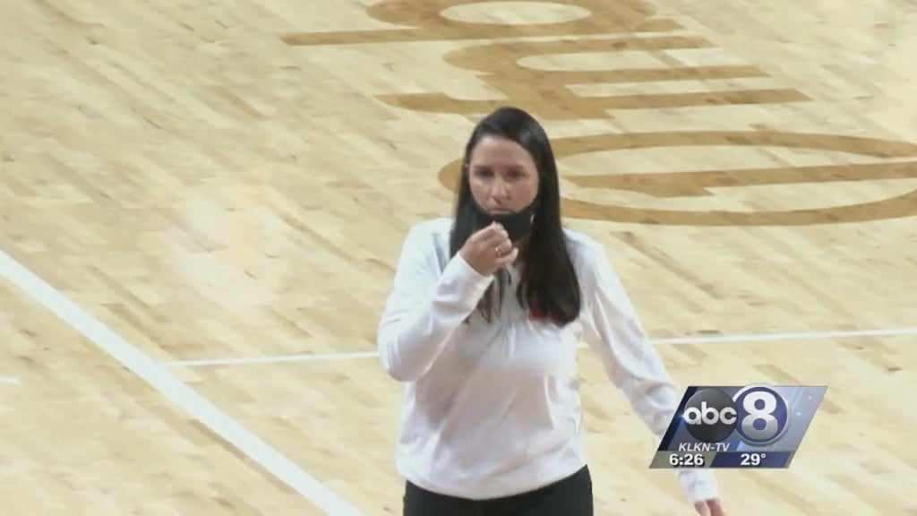 Husker Women Continue To Battle Adversity This Season
