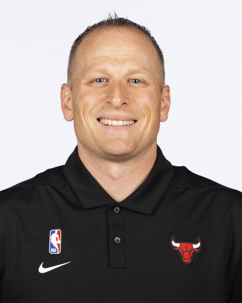 Fred Hoiberg announces new assistant coach