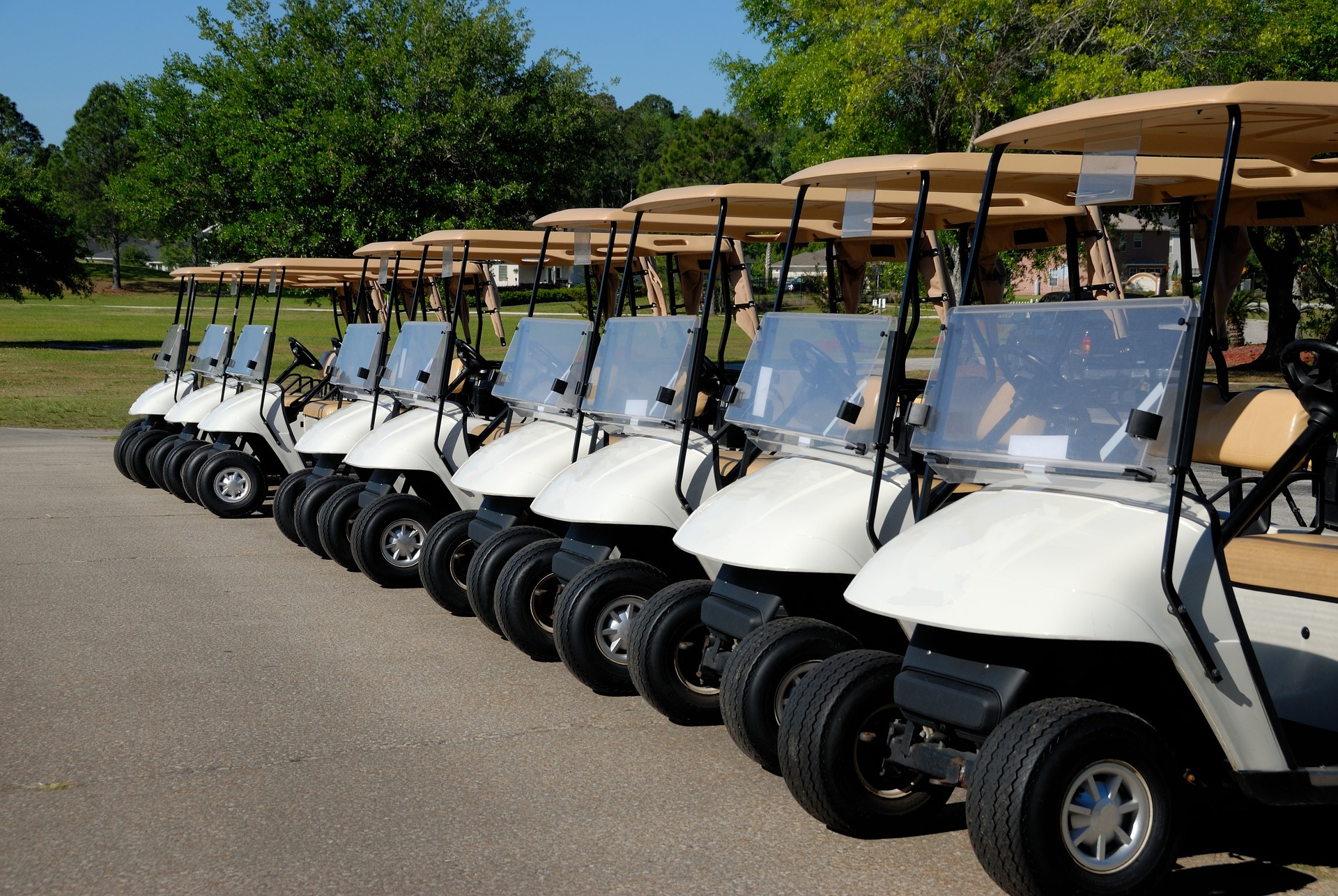 Lincoln officials ready to implement golf cart ban due to dry ground
