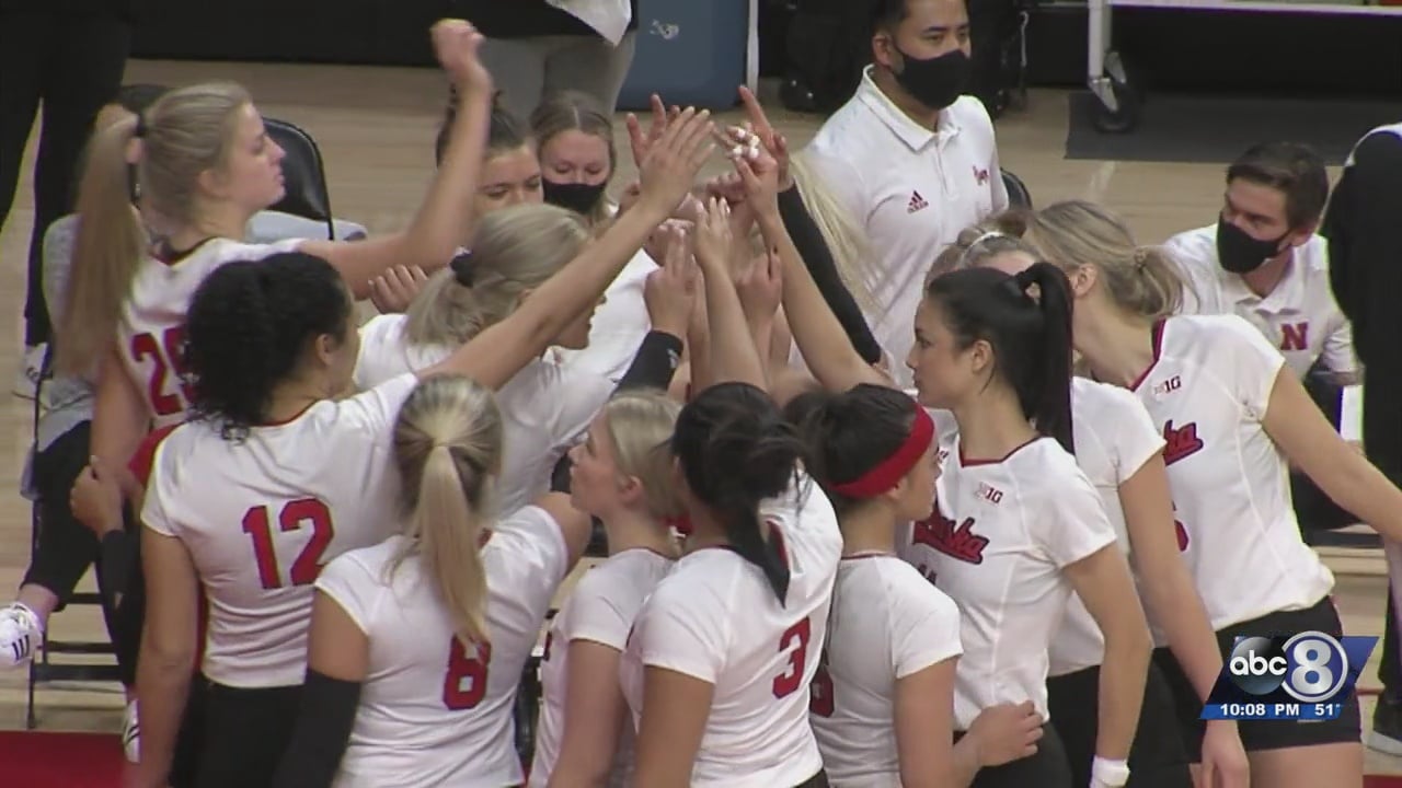 Husker Volleyball Finishes Sixth In Final AVCA Poll