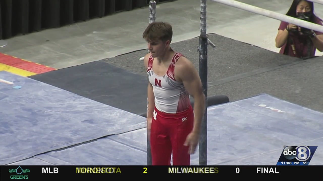 Huskers Finish Strong To Claim Second At Big Ten Championships